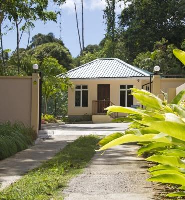 The Palm Seychelles – Entrée