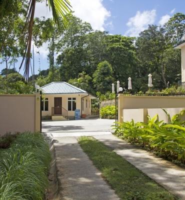 The Palm Seychelles – Entrée
