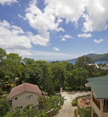 The Palm Seychelles – Entrée